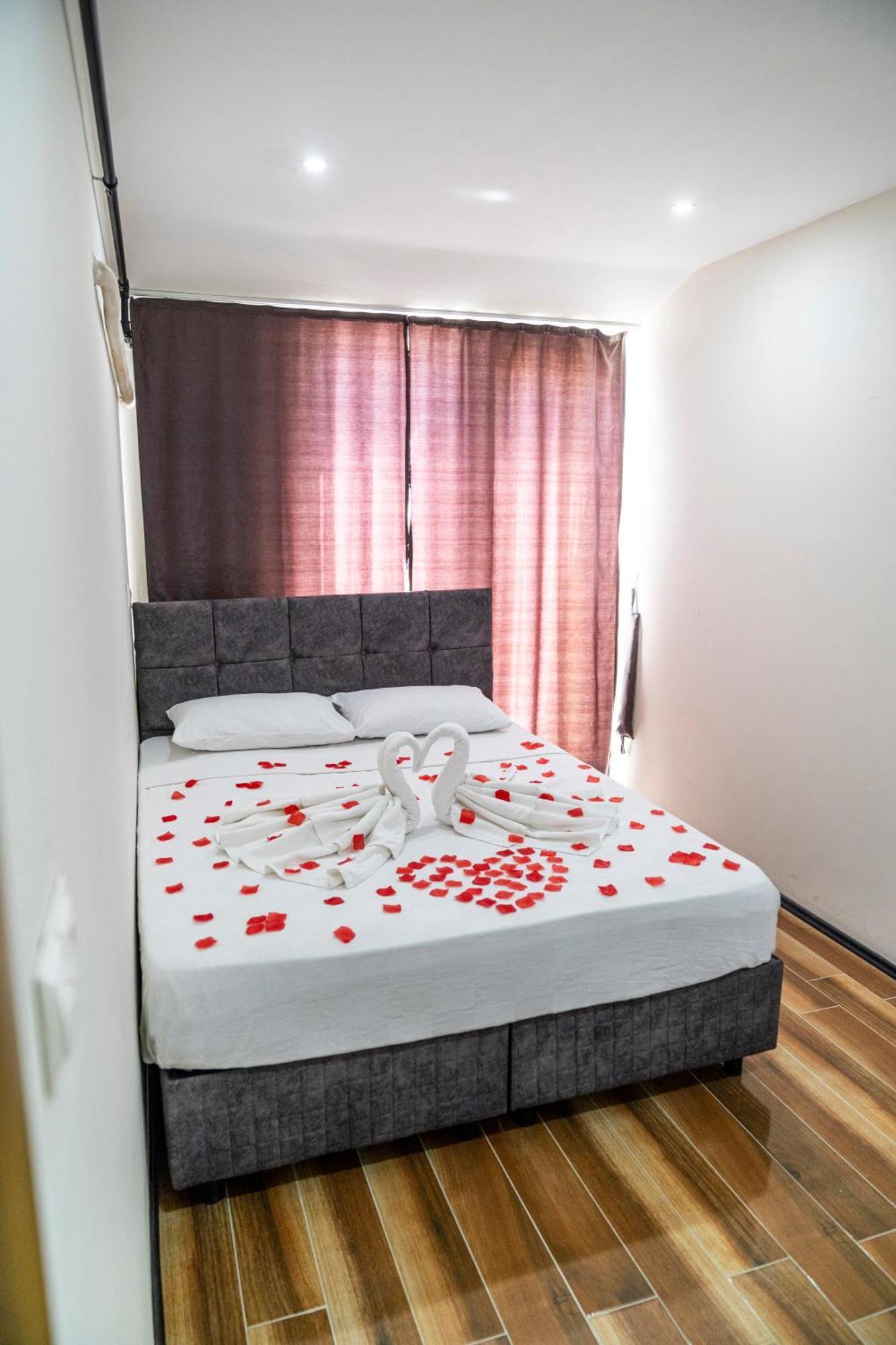 Ayya Suit Hotel Eskihisar Buitenkant foto